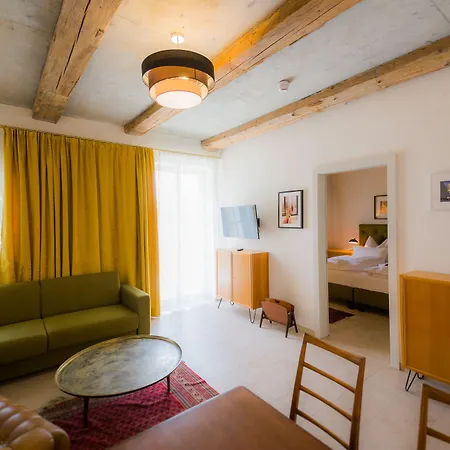 Luis Stadl 2* 雷根斯堡