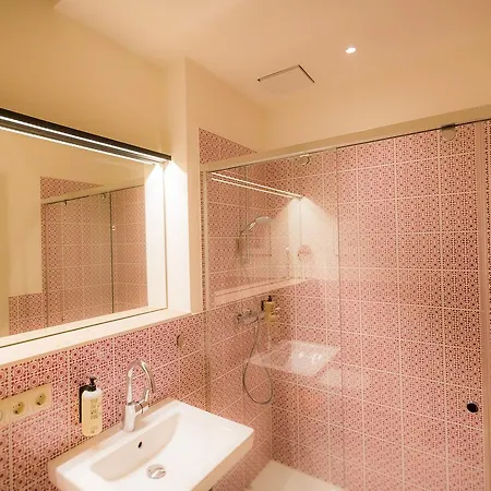 Luis Stadl Hotel 2*